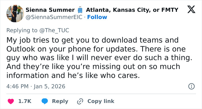 Tweet showing a worker refusing after-hours work updates, reflecting Dutch worker gives annoyed American boss a reality check. Tweet showing a worker refusing after-hours work updates, reflecting Dutch worker gives annoyed American boss a reality check.