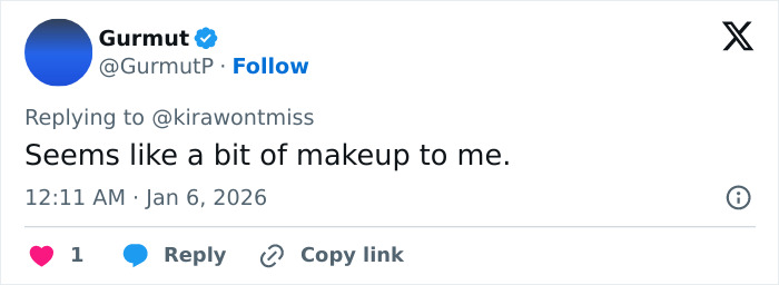 Plastic Surgeon Goes Viral After Dry Response To Facelift Critic Leaves Internet Laughing Hard Plastic Surgeon Goes Viral After Dry Response To Facelift Critic Leaves Internet Laughing Hard