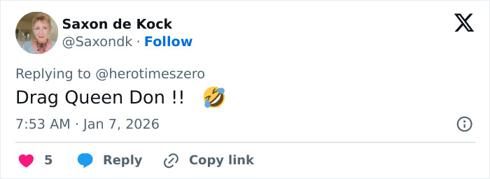 Tweet by Saxon de Kock with comment on pink hair, referencing professional stylist insight on Trump’s hair color change. Tweet by Saxon de Kock with comment on pink hair, referencing professional stylist insight on Trump’s hair color change.