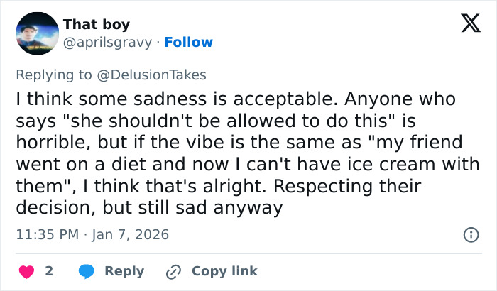 Tweet on social media discussing reactions to a woman going viral for breast reduction and online trolling.