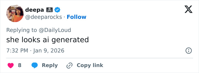 "Hand Her A Mirror": Kendall Jenner Draws Scrutiny After Denying Plastic Surgery Rumors