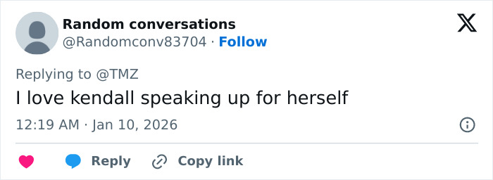 "Hand Her A Mirror": Kendall Jenner Draws Scrutiny After Denying Plastic Surgery Rumors