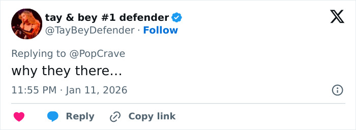 Selena Gomez and Benny Blanco at the Golden Globes, wearing striking outfits that sparked fan reactions and online discussion. Selena Gomez and Benny Blanco at the Golden Globes, wearing striking outfits that sparked fan reactions and online discussion.