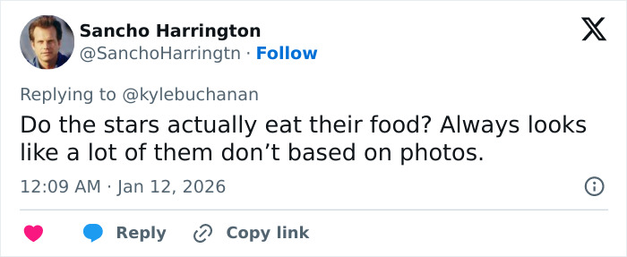 Tweet from Sancho Harrington questioning if stars actually eat their Golden Globes food, which fans can order on DoorDash.
