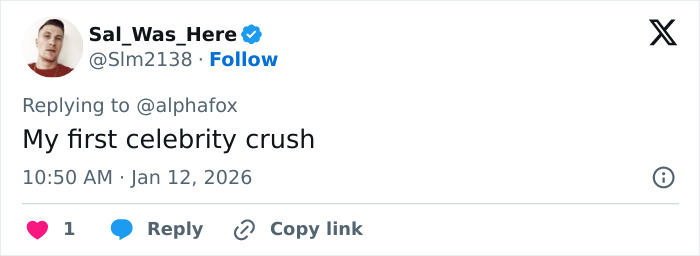 Tweet by user Sal_Was_Here mentioning a celebrity crush, related to Alicia Silverstone glitching at the Golden Globes viral moment. Tweet by user Sal_Was_Here mentioning a celebrity crush, related to Alicia Silverstone glitching at the Golden Globes viral moment.
