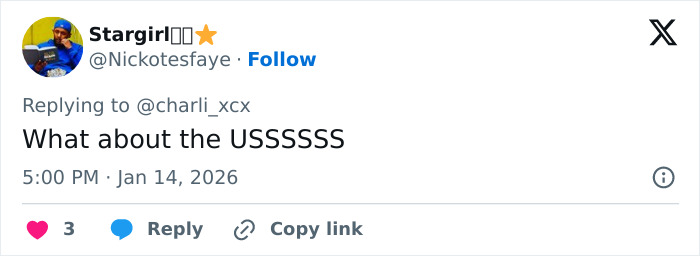 Tweet reply to Charli XCX discussing a viral moment linked to Charli XCX braless photo dump on social media.