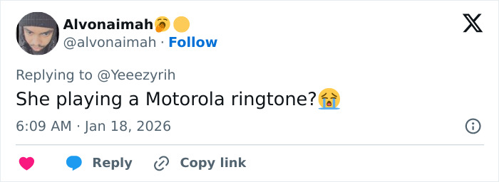 User tweeting about Bianca Censori&rsquo;s unexpected talent, referencing her wearing pants and breaking the internet.