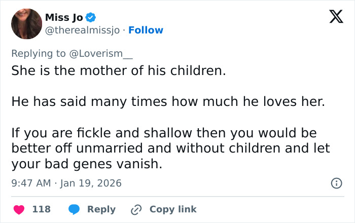 Tweet discussing trolls attacking Pierce Brosnan's wife over her transformation, with a reminder to avoid marriage.