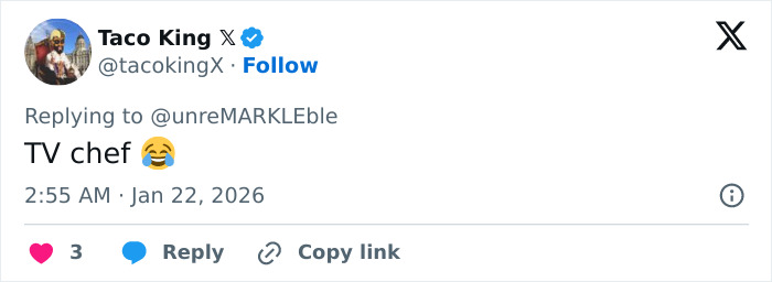 Screenshot of a tweet roasting self-proclaimed chef Brooklyn Beckham’s breakfast video during a family feud. Screenshot of a tweet roasting self-proclaimed chef Brooklyn Beckham’s breakfast video during a family feud.