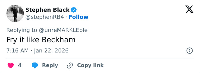 Tweet by Stephen Black replying to a comment with a humorous roast about Brooklyn Beckham’s breakfast video amid family feud. Tweet by Stephen Black replying to a comment with a humorous roast about Brooklyn Beckham’s breakfast video amid family feud.