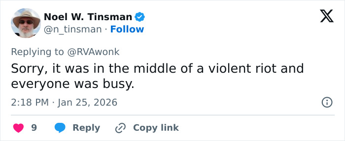 Screenshot of a tweet by Noel W. Tinsman responding to RVAwonk about a violent riot and people being busy. Screenshot of a tweet by Noel W. Tinsman responding to RVAwonk about a violent riot and people being busy.