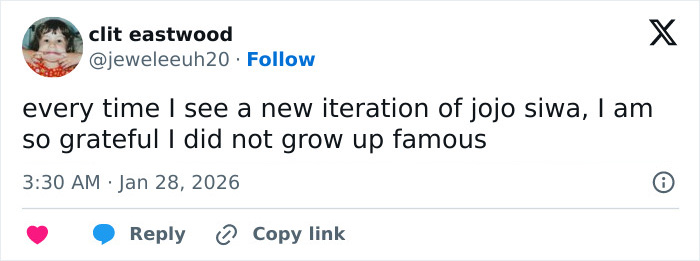 Tweet expressing surprise and mixed reactions to JoJo Siwa’s massive transformation and latest confession online. Tweet expressing surprise and mixed reactions to JoJo Siwa’s massive transformation and latest confession online.