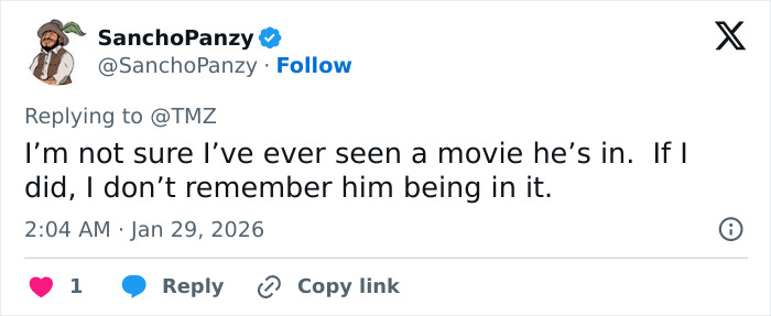 Screenshot of a Twitter reply from SanchoPanzy commenting on star actor under fire after telling fans to choose between him and ICE.