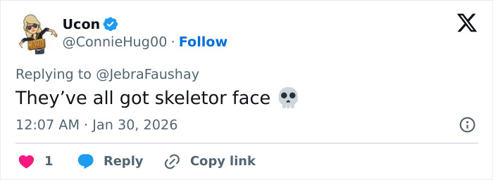 Tweet discussing Ryan Seacrest’s extremely skinny face look and concerns about the growing Hollywood trend.