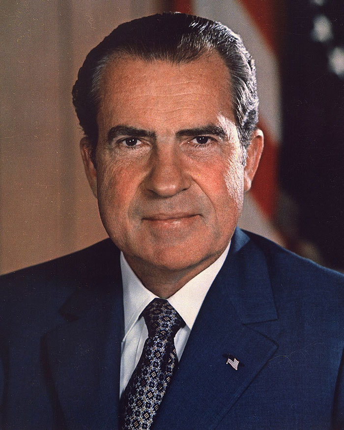 40 Celebs Who Lost It All And Only Have Themselves To Blame