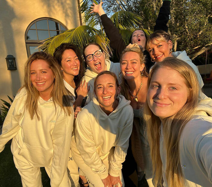 Ashley Tisdale Calls Out 'Toxic' Celebrity Mom Group, Accuses Them Of &lsquo;Mean-Girl&rsquo; Behavior