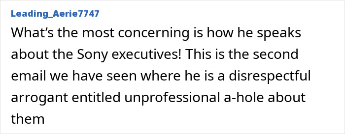 Screenshot of a user comment discussing Ryan Reynolds’ manipulative email leaked to author Colleen Hoover. Screenshot of a user comment discussing Ryan Reynolds’ manipulative email leaked to author Colleen Hoover.