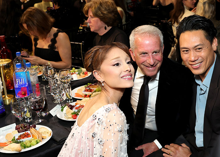 Fans Appalled By The Food At Critics Choice Awards After Star Brutally Calls It Out On Stage Fans Appalled By The Food At Critics Choice Awards After Star Brutally Calls It Out On Stage