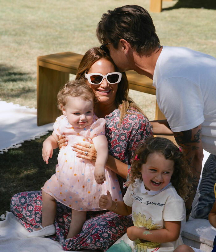 Ashley Tisdale Calls Out 'Toxic' Celebrity Mom Group, Accuses Them Of &lsquo;Mean-Girl&rsquo; Behavior