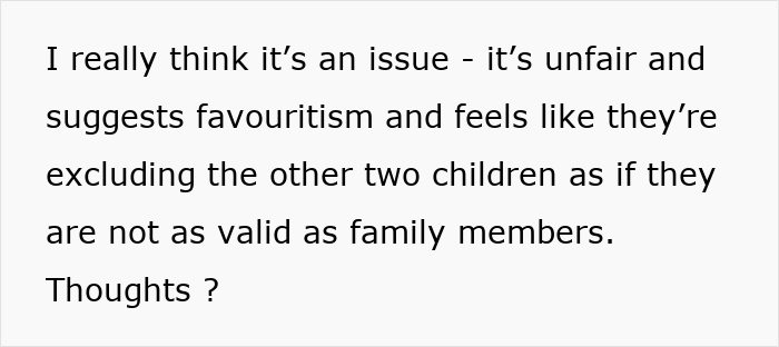 Text discussing favoritism by aunties toward one kid and the mom&rsquo;s concerns about unfair treatment of other children.