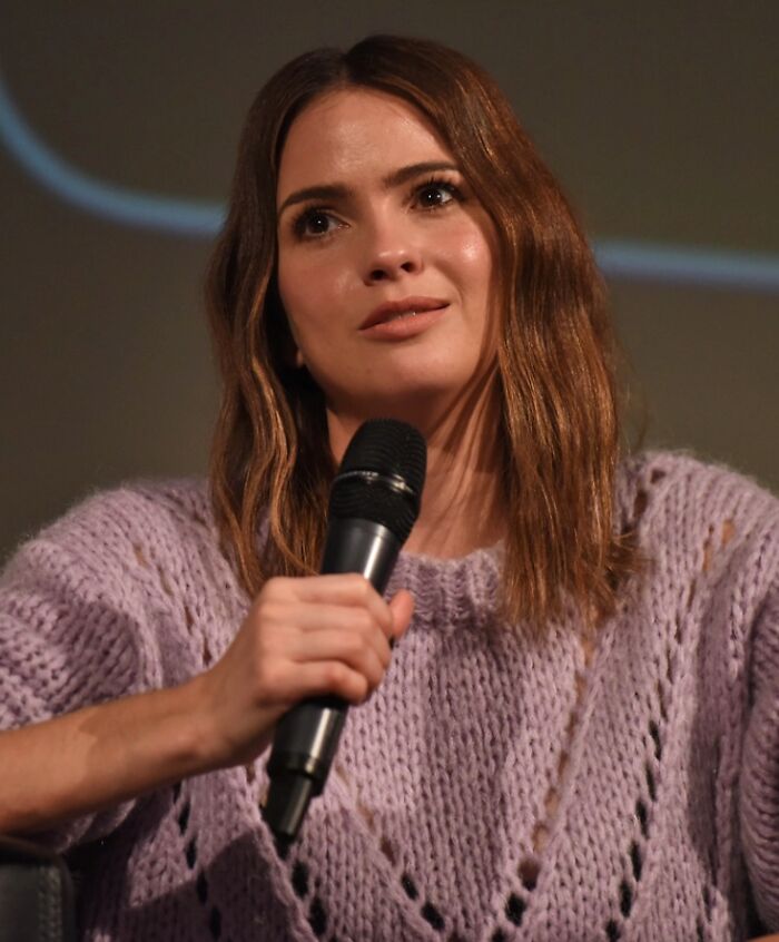 Actress and Model Shelley Hennig, 39