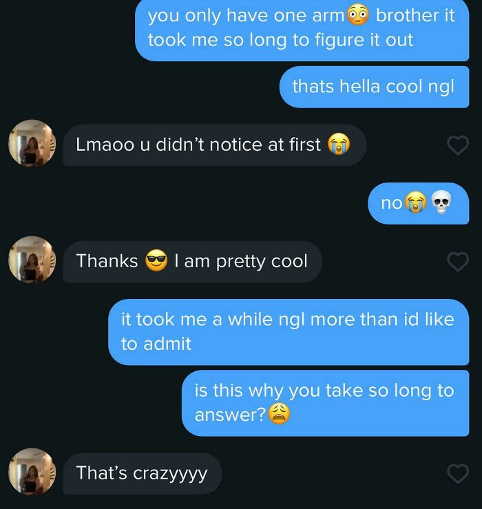 Text message conversation showing hilarious Tinder interactions with emojis about noticing one arm and slow replies.