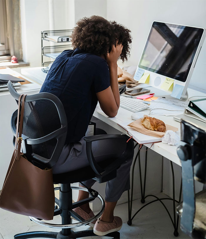 &ldquo;Might Need Police Involvement&rdquo;: Woman Films Coworker Outside Of Work To Prove She&rsquo;s Not Disabled