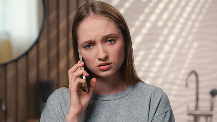 Woman Gobsmacked After Fam Refuses To Give Her “Spoiled” Kids Xmas Presents Woman Gobsmacked After Fam Refuses To Give Her “Spoiled” Kids Xmas Presents