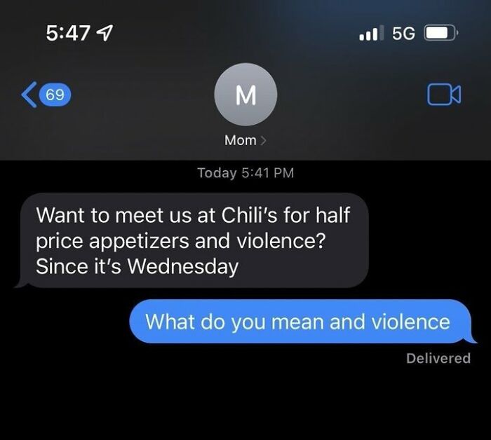 Text conversation about meeting at Chili’s with a humorous twist, related to anxiety prime and funny messages.