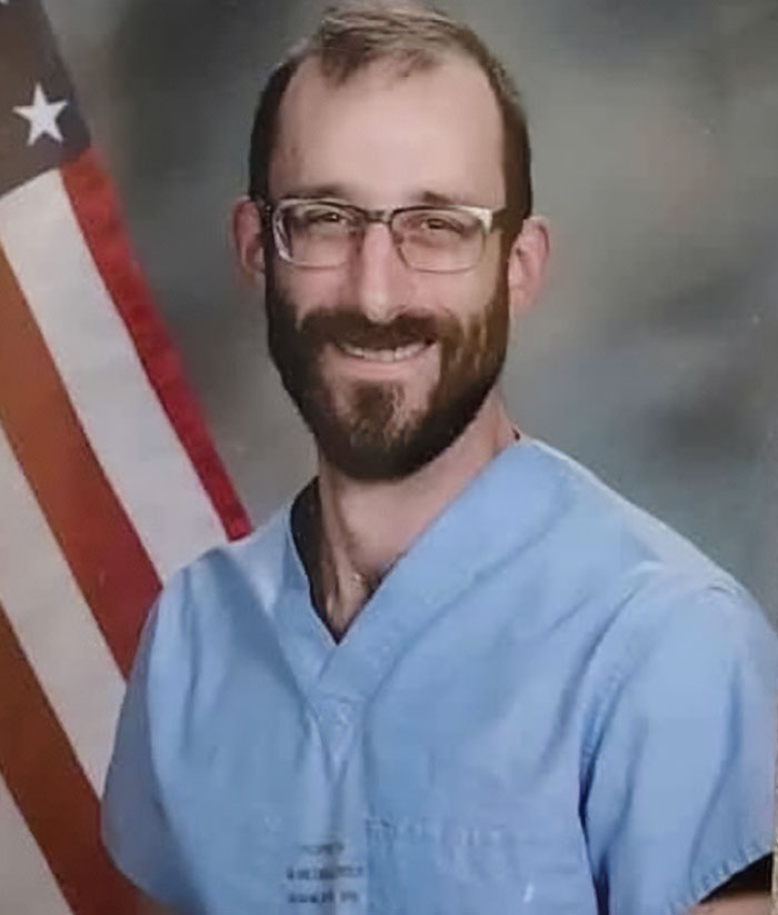 “The Government Doesn’t Care About Us”: Alex Pretti’s Parents Learned His Fate From A Reporter