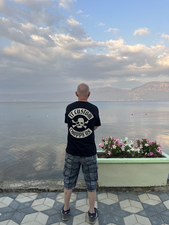 A Family Road Trip, Two Old Harleys, And 8,500 KM Of Hope For A 15-Year-Old With Cancer A Family Road Trip, Two Old Harleys, And 8,500 KM Of Hope For A 15-Year-Old With Cancer