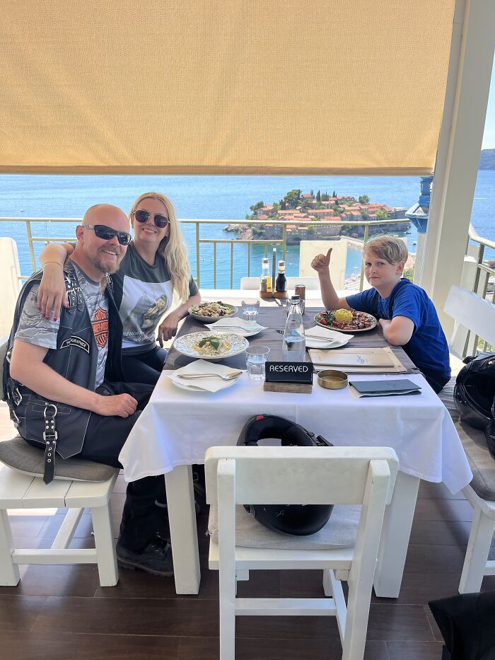 A Family Road Trip, Two Old Harleys, And 8,500 KM Of Hope For A 15-Year-Old With Cancer 