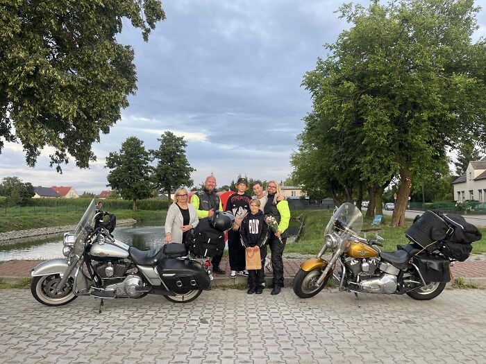 A Family Road Trip, Two Old Harleys, And 8,500 KM Of Hope For A 15-Year-Old With Cancer 