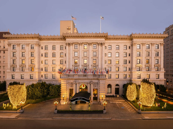 Victoria, filha de Tommy Lee Jones, 34 anos, encontrada falecida no Ritzy San Francisco Hotel Victoria, filha de Tommy Lee Jones, 34 anos, encontrada falecida no Ritzy San Francisco Hotel