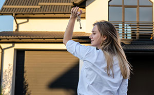 Parents Expect Daughter’s Support, But Splurge $30K On Spoiled Son, She Doesn’t Get Help