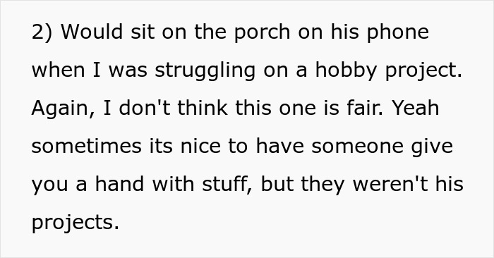 Screenshot of forum post describing partner's red flags, sitting on porch on his phone while she struggled with project