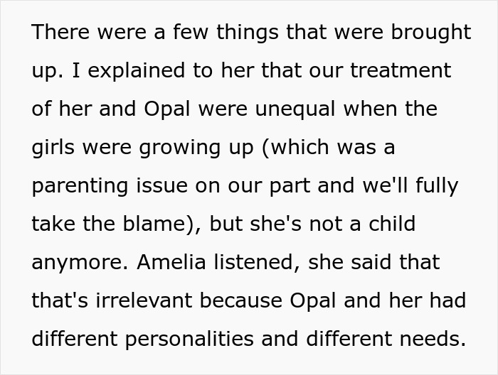 Mom clings to daughter&rsquo;s wedding dress after losing her, older daughter upset mom won&rsquo;t hand it over.