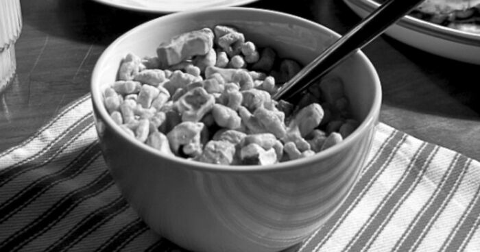 Guessing These 26 Items In Black & White Images Might Be More Difficult Than You’d Think