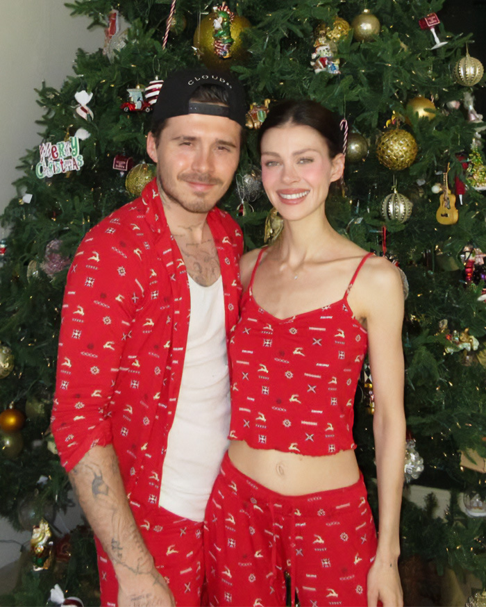 Brooklyn Beckham quebra o silêncio sobre uma carta legal aos pais David e Victoria em meio a um drama familiar Brooklyn Beckham quebra o silêncio sobre uma carta legal aos pais David e Victoria em meio a um drama familiar