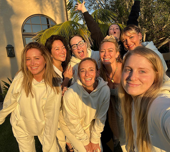 "Keep Making Her Point": Support For Ashley Tisdale After Hilary Duff's Husband's Brutal Post "Keep Making Her Point": Support For Ashley Tisdale After Hilary Duff's Husband's Brutal Post