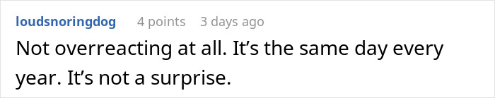 Comment on Reddit thread about a man failing to buy Christmas presents for his girlfriend, claiming the holiday snuck up on him. Comment on Reddit thread about a man failing to buy Christmas presents for his girlfriend, claiming the holiday snuck up on him.