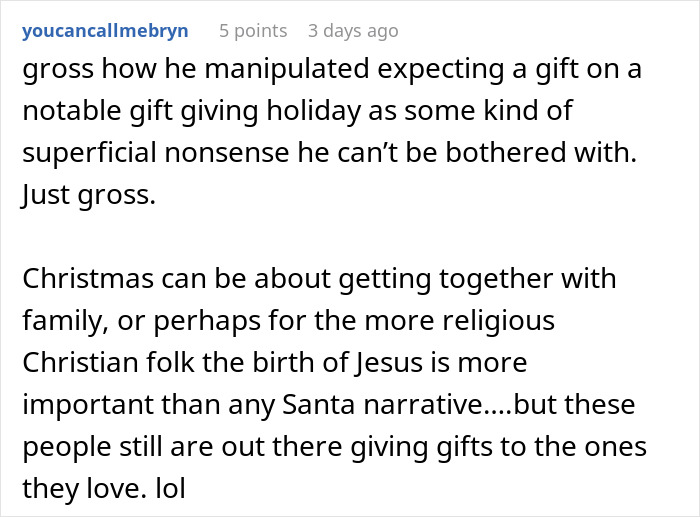 Reddit user criticizes man for failing to buy Christmas presents for girlfriend and blaming the holiday sneaking up on him. Reddit user criticizes man for failing to buy Christmas presents for girlfriend and blaming the holiday sneaking up on him.