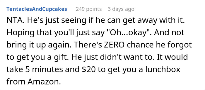 Screenshot of a Reddit comment discussing a man failing to buy Christmas presents and his excuse about the holiday sneaking up on him. Screenshot of a Reddit comment discussing a man failing to buy Christmas presents and his excuse about the holiday sneaking up on him.