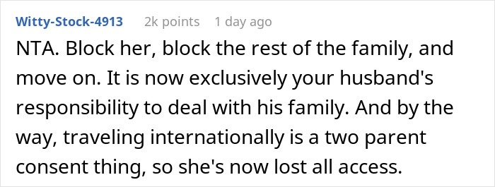 Reddit comment screenshot advising to block family after mom takes her baby and moves on Reddit comment screenshot advising to block family after mom takes her baby and moves on