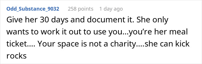 Reddit comment advising to give 30 days to resolve ex house drama relationship before cutting ties firmly.