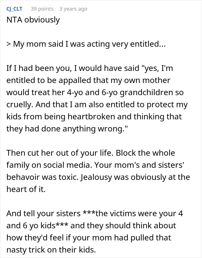 Woman Gobsmacked After Fam Refuses To Give Her “Spoiled” Kids Xmas Presents Woman Gobsmacked After Fam Refuses To Give Her “Spoiled” Kids Xmas Presents