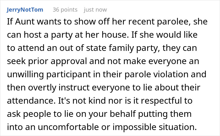 Text post discussing aunt hosting a family party to show off recent parolee and seeking parole approval.