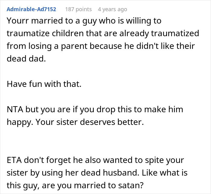 Comment discussing a guy traumatizing kids about their late brother-in-law during Thanksgiving while playing dumb.