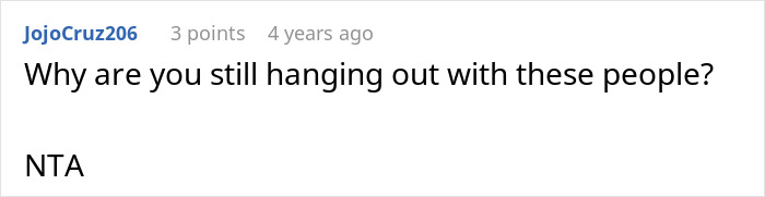 Screenshot of a forum comment discussing a woman refusing to drive until all friends buckle seat belts during a road trip.