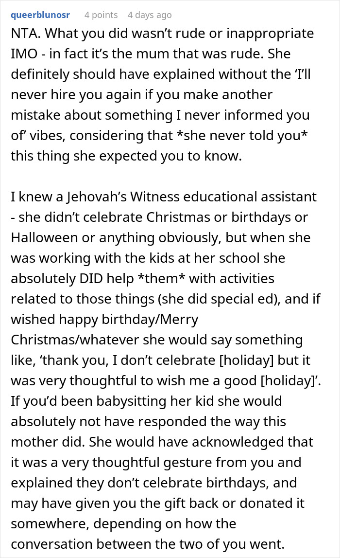 Screenshot of a Reddit comment discussing a babysitter giving a birthday gift and a mother&rsquo;s furious reaction online.